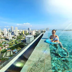 Apartment Beacon Executive, George Town