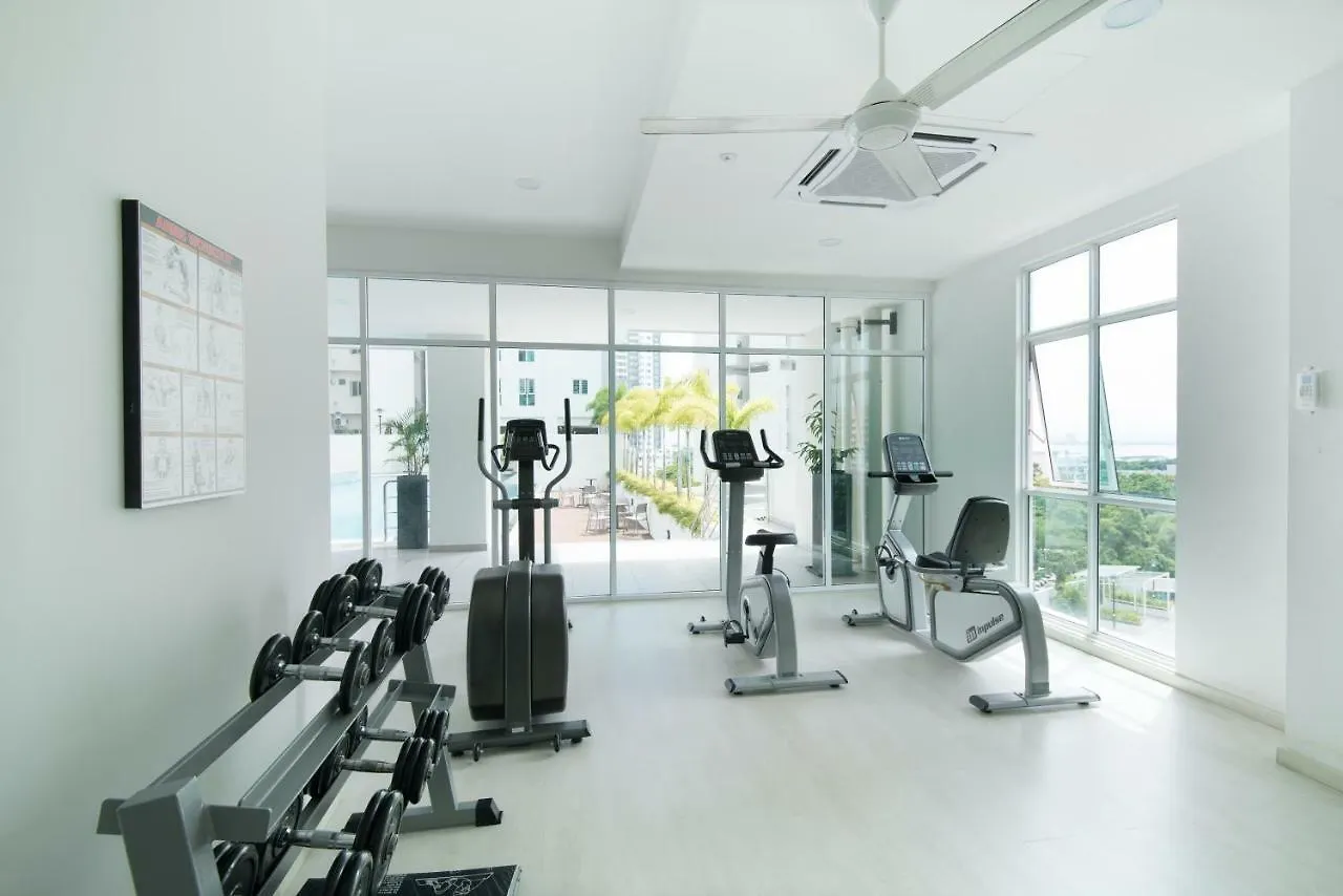 Straits Garden Suites, Georgetown アパート